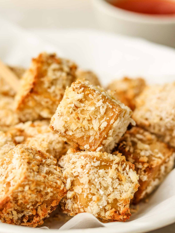 close up of coconut crusted baked tofu