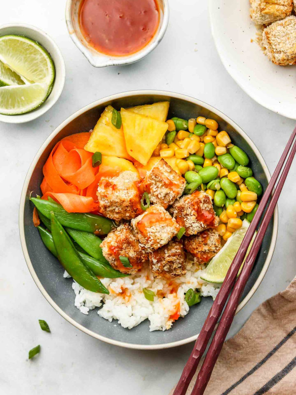 crispy tofu, mixed vegetables and pineapple over rice covered in sweet chili sauce