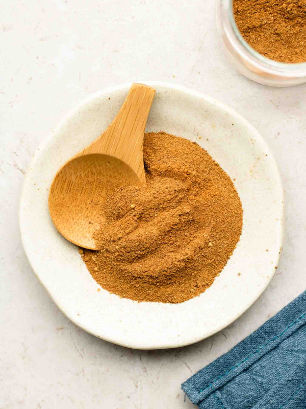 pumpkin pie spice on a small white plate