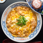 oyakodon in a nishiki japanese rice bowl
