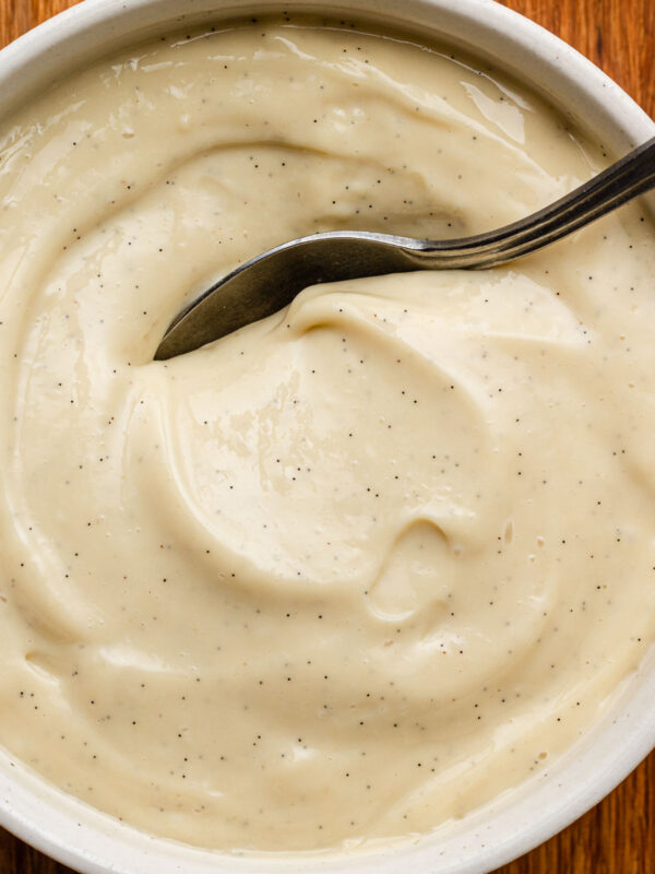 vanilla custard cream in a white bowl