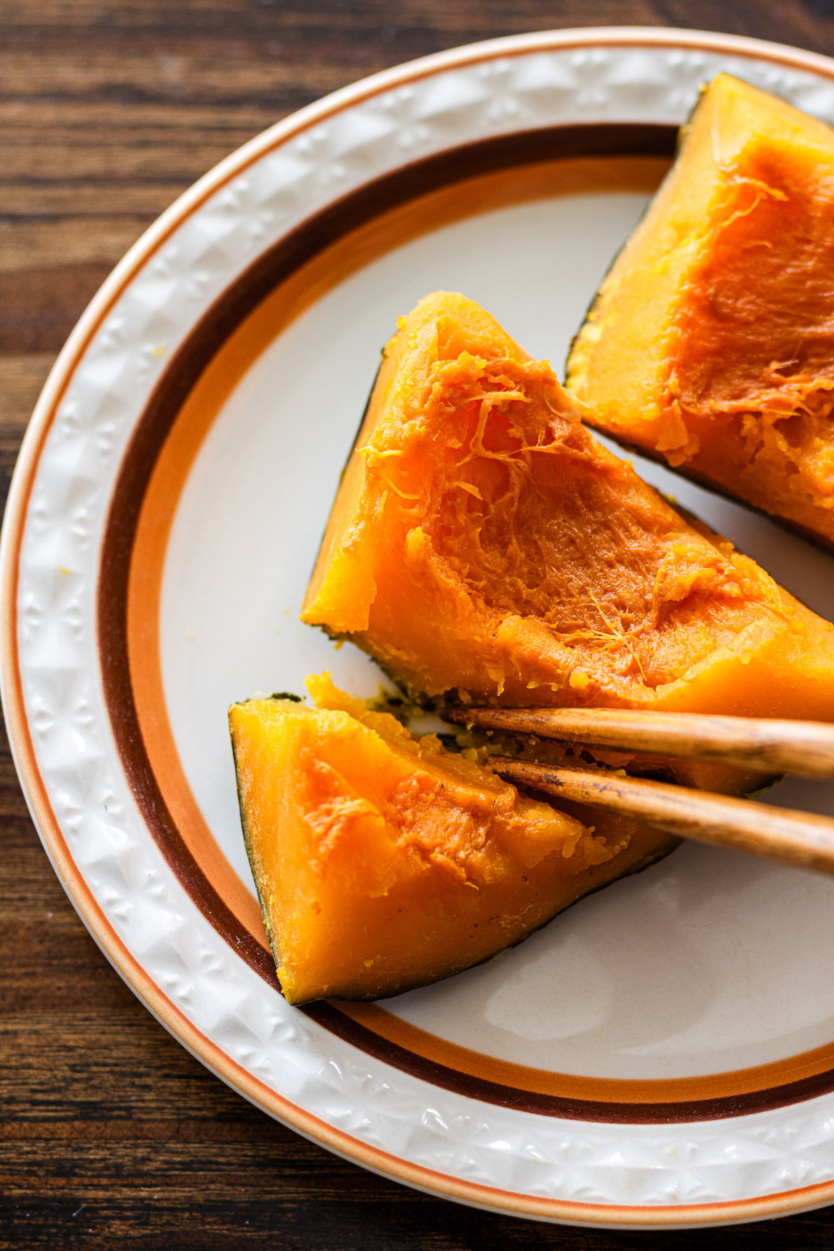 How to Cook Kabocha Squash 101 (Japanese Pumpkin) - Okonomi Kitchen