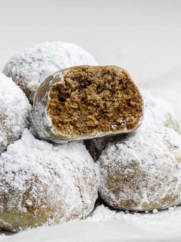 hojicha snowball cookies coated in powder sugar